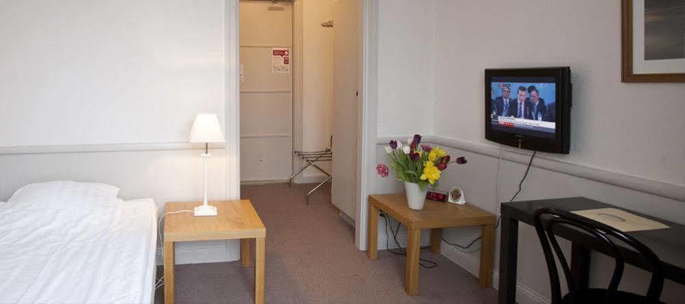 Insjoens Hotell ภายนอก รูปภาพ