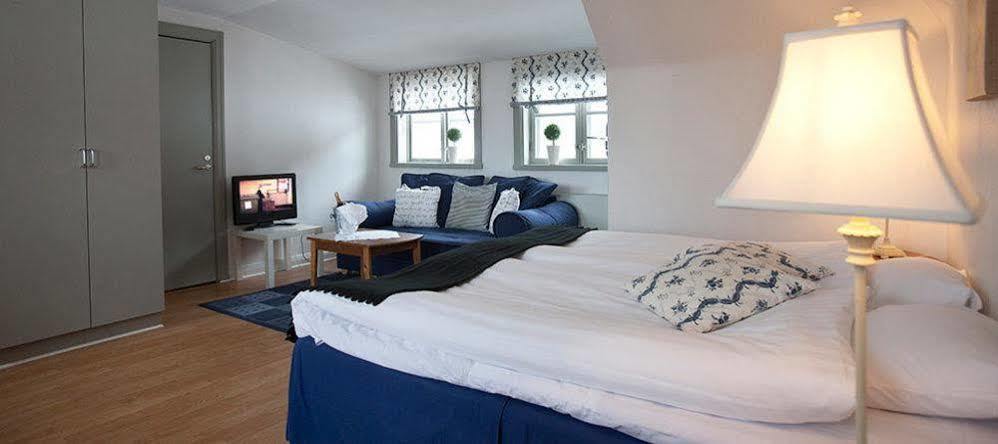 Insjoens Hotell ภายนอก รูปภาพ