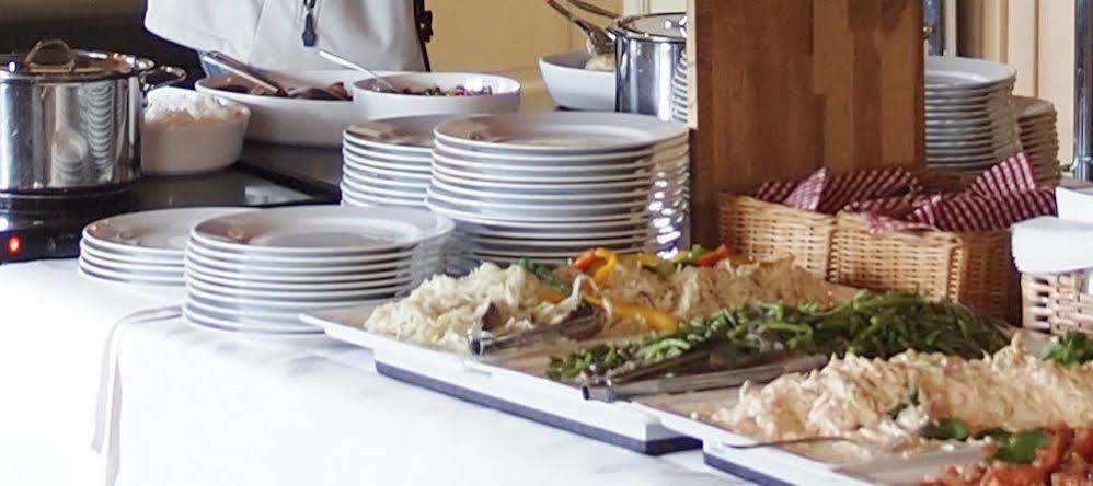 Insjoens Hotell ภายนอก รูปภาพ